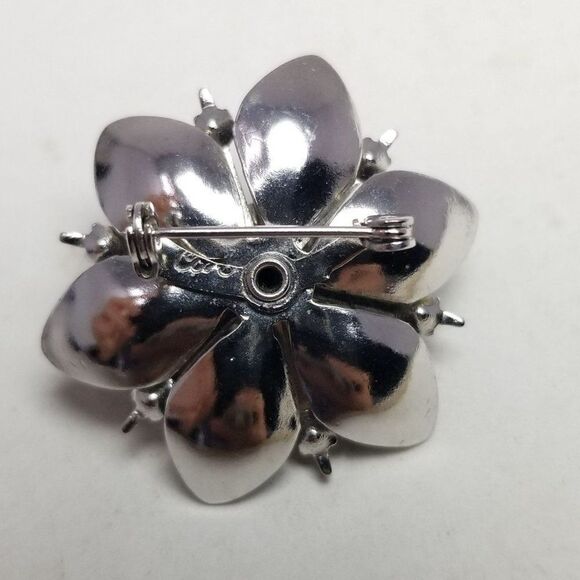 Vintage Coro Black Enamel and Silver Tone Flower Brooch, Retro Signed Lapel Pin - Picture 3 of 7